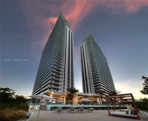 16385 Biscayne Boulevard North Miami Beach FL 33160
