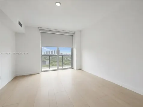 16385 Biscayne Boulevard North Miami Beach FL 33160