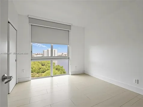 16385 Biscayne Boulevard North Miami Beach FL 33160