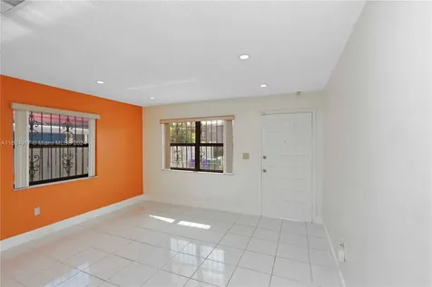5715 SW 2nd Terrace Miami FL 33144