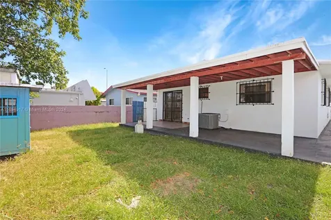 5715 SW 2nd Terrace Miami FL 33144