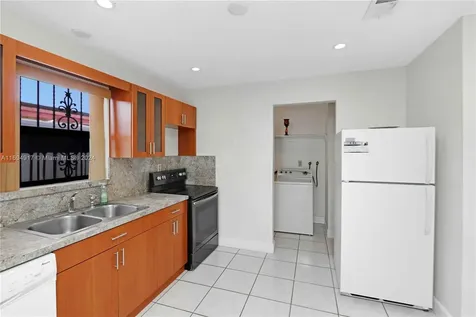 5715 SW 2nd Terrace Miami FL 33144