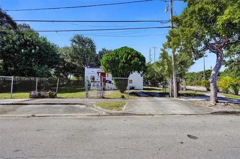 6440 NW 4th Avenue Miami FL 33150