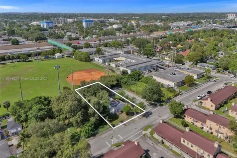 6440 NW 4th Avenue Miami FL 33150