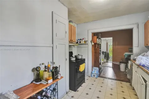 6440 NW 4th Avenue Miami FL 33150