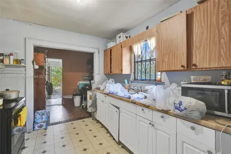 6440 NW 4th Avenue Miami FL 33150
