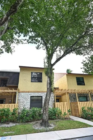 1186 N University Drive Plantation FL 33322