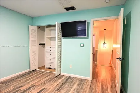 1186 N University Drive Plantation FL 33322