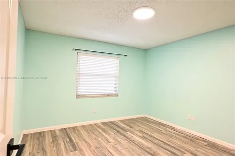1186 N University Drive Plantation FL 33322