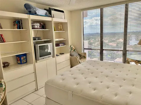 1500 S Ocean Drive Hollywood FL 33019