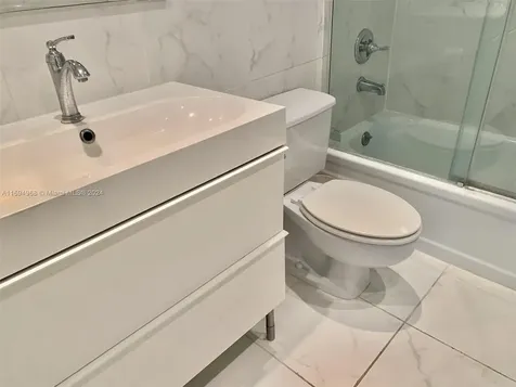 1500 S Ocean Drive Hollywood FL 33019