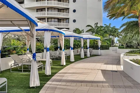 3000 Island Boulevard Aventura FL 33160