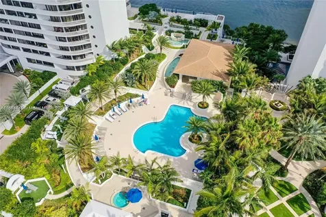 3000 Island Boulevard Aventura FL 33160
