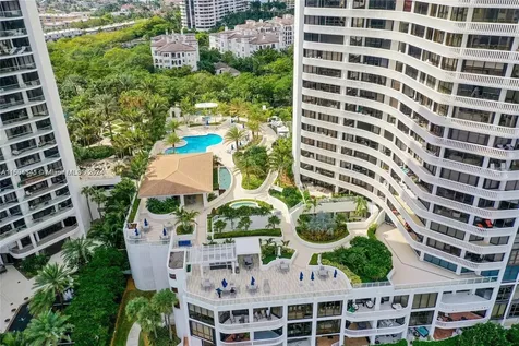 3000 Island Boulevard Aventura FL 33160
