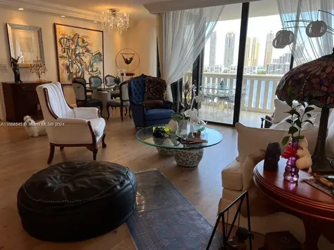 3000 Island Boulevard Aventura FL 33160