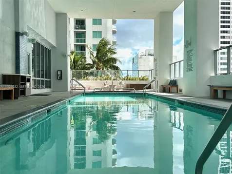 227 NE 2nd Street Miami FL 33132