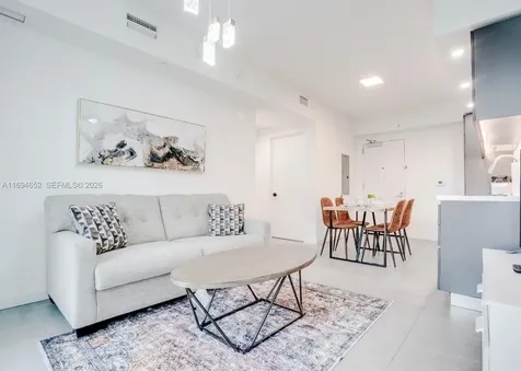 227 NE 2nd Street Miami FL 33132