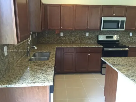 515 SE 35th Avenue Homestead FL 33033