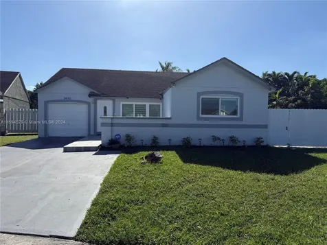 3430 NW 203rd Lane Miami Gardens FL 33056