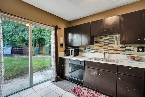 3060 NW 208th Terrace Miami Gardens FL 33056
