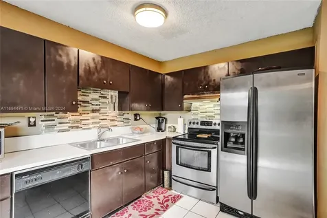 3060 NW 208th Terrace Miami Gardens FL 33056
