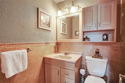 3060 NW 208th Terrace Miami Gardens FL 33056