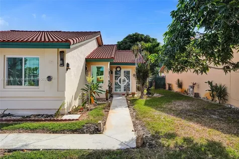3060 NW 208th Terrace Miami Gardens FL 33056