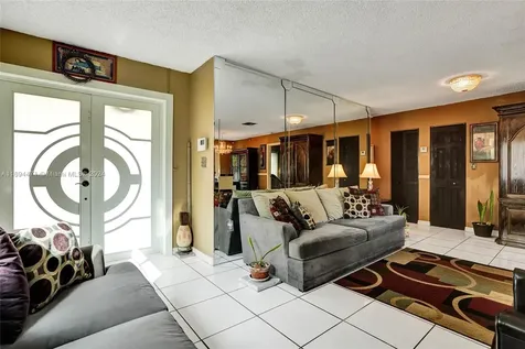 3060 NW 208th Terrace Miami Gardens FL 33056