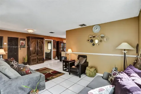 3060 NW 208th Terrace Miami Gardens FL 33056