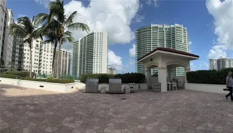 20000 E Country Club Drive Aventura FL 33180