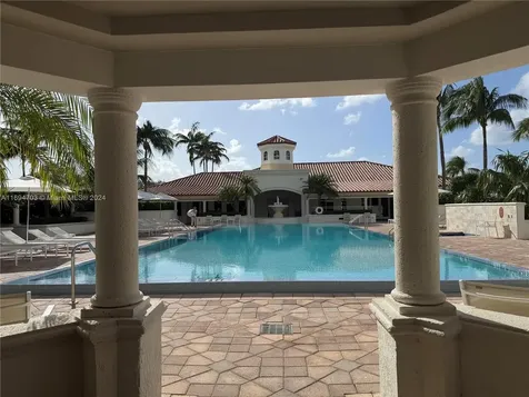 20000 E Country Club Drive Aventura FL 33180