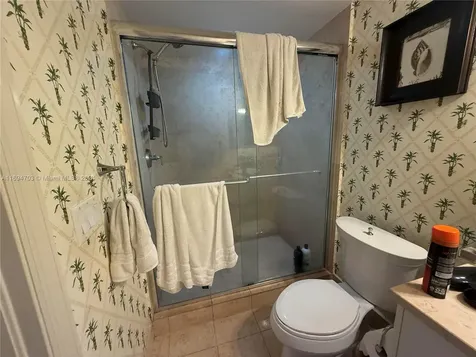 20000 E Country Club Drive Aventura FL 33180