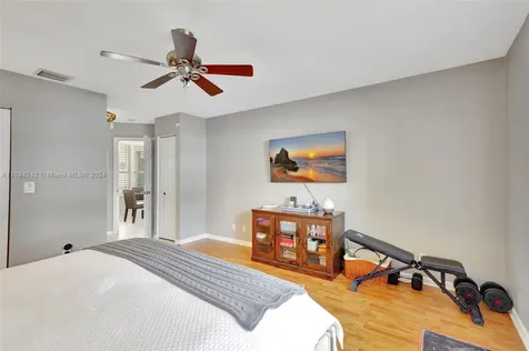 148 Fernwood Crescent Royal Palm Beach FL 33411