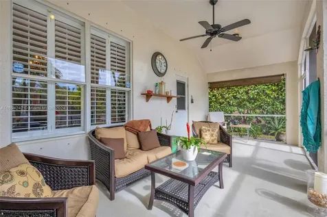 148 Fernwood Crescent Royal Palm Beach FL 33411