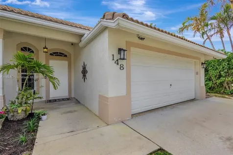 148 Fernwood Crescent Royal Palm Beach FL 33411