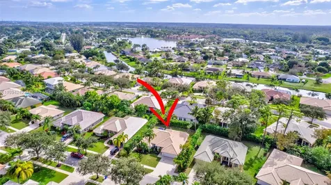 148 Fernwood Crescent Royal Palm Beach FL 33411