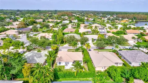 148 Fernwood Crescent Royal Palm Beach FL 33411