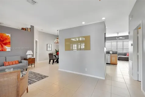 148 Fernwood Crescent Royal Palm Beach FL 33411