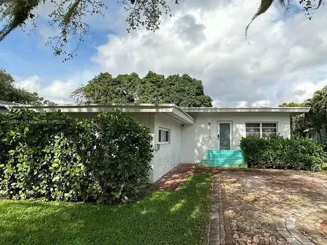 329 NE 87th Street El Portal FL 33138