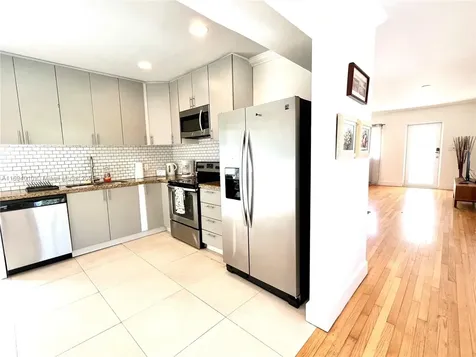 329 NE 87th Street El Portal FL 33138