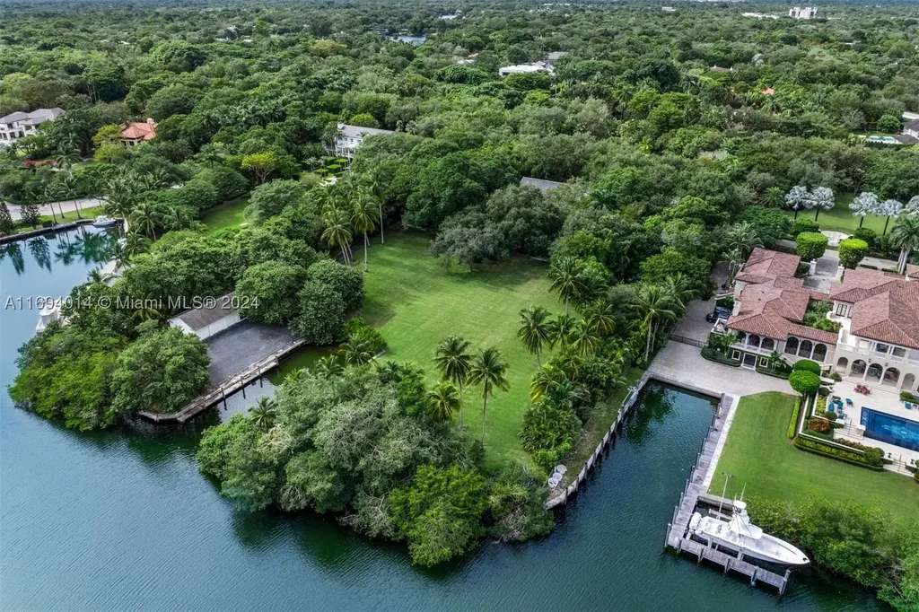 8565 Old Cutler Road Coral Gables FL 33143