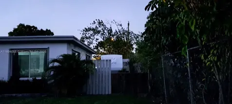 1355 NW 118th Street Miami FL 33167