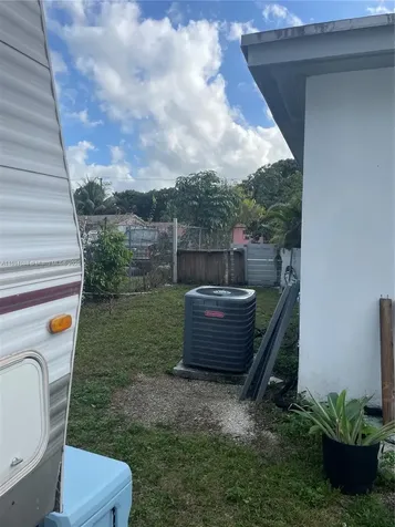 1355 NW 118th Street Miami FL 33167