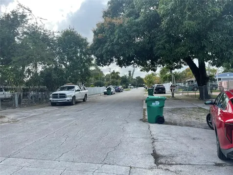 1355 NW 118th Street Miami FL 33167