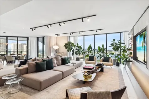 1000 Biscayne Boulevard Miami FL 33132
