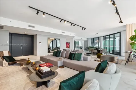 1000 Biscayne Boulevard Miami FL 33132