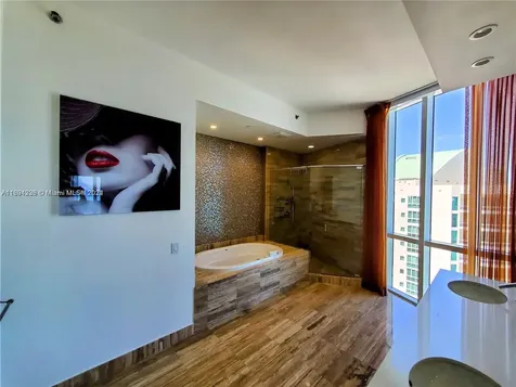 16001 Collins Avenue Sunny Isles Beach FL 33160