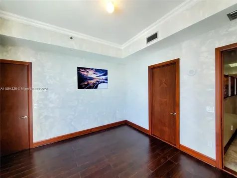 16001 Collins Avenue Sunny Isles Beach FL 33160