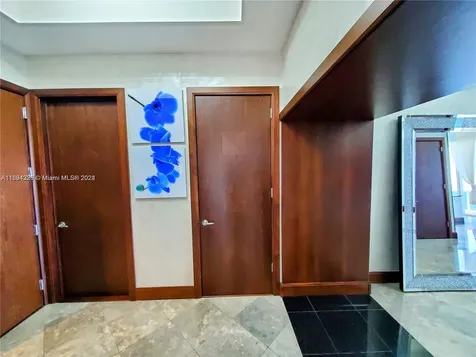 16001 Collins Avenue Sunny Isles Beach FL 33160