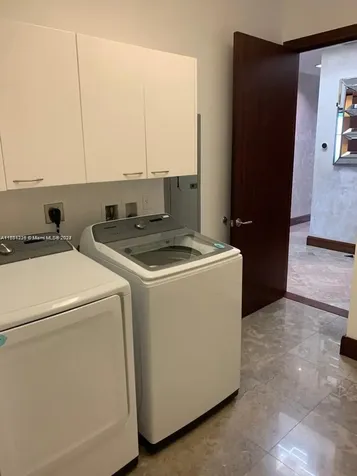 16001 Collins Avenue Sunny Isles Beach FL 33160
